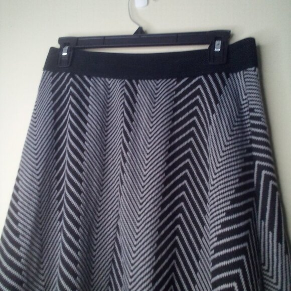 Gilli Skirt Women M Pull On Elastic Waist Stretch Black Gray - Picture 3 of 14